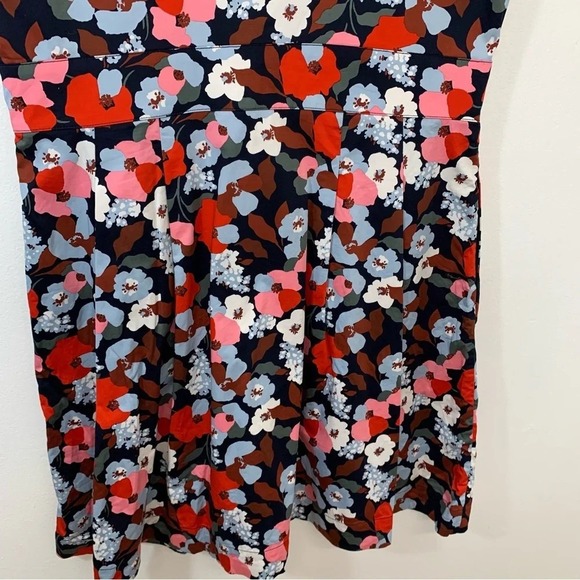 Boden Floral Colorful Dress 12 Pleats Pockets Knee Length Sleeveless Travel Work - Picture 4 of 16